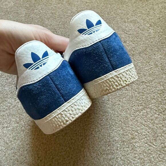 Adidas Gazelle Kids Sneakers Shoes Size 4.5 EUC Trending Blue White Tennis Shoes - Picture 8 of 12